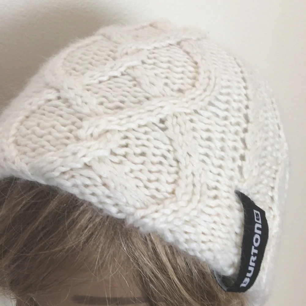 Burton Cable Knit Fleece Lined Winter Beanie OS